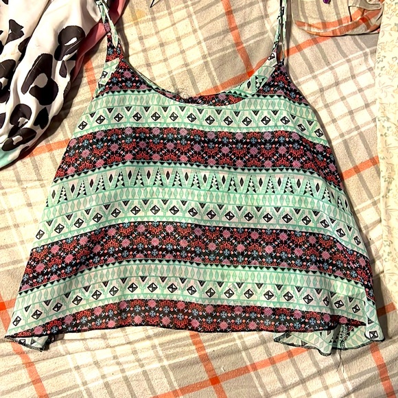 Patterned Blue and Pink Tank Top - Picture 1 of 3